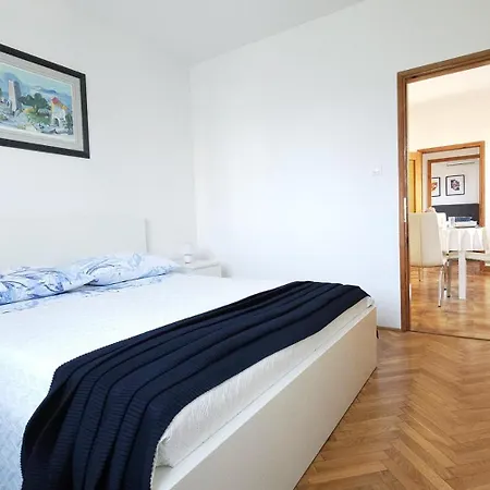 Apartamento Jole *